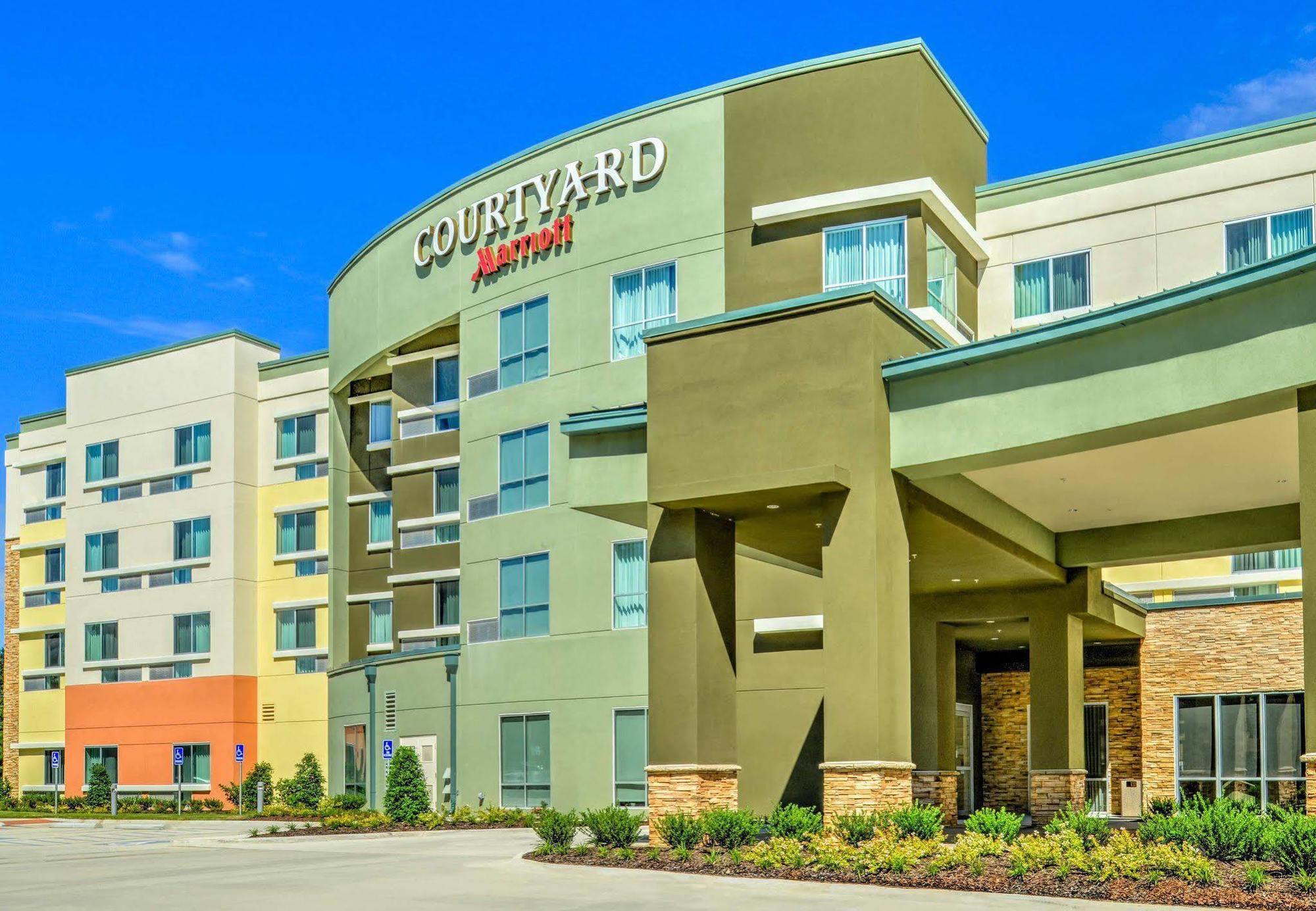 Courtyard Лейк Чарлс Екстериор снимка